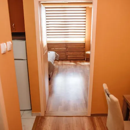 Lara Apartman Apartment